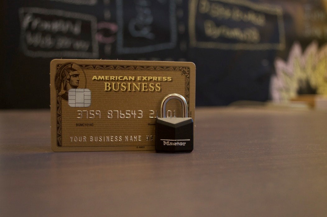 credit-card-and-padlock